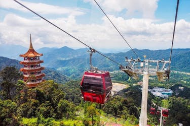 Genting Highland 2-way cable car ride and Batu Caves private tour